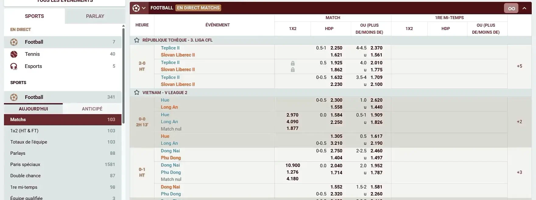 PS3838 sportsbook in French: a search bar and filters above a table of live football matches with 1X2, handicap and over/under odds, and a sports menu on the left.