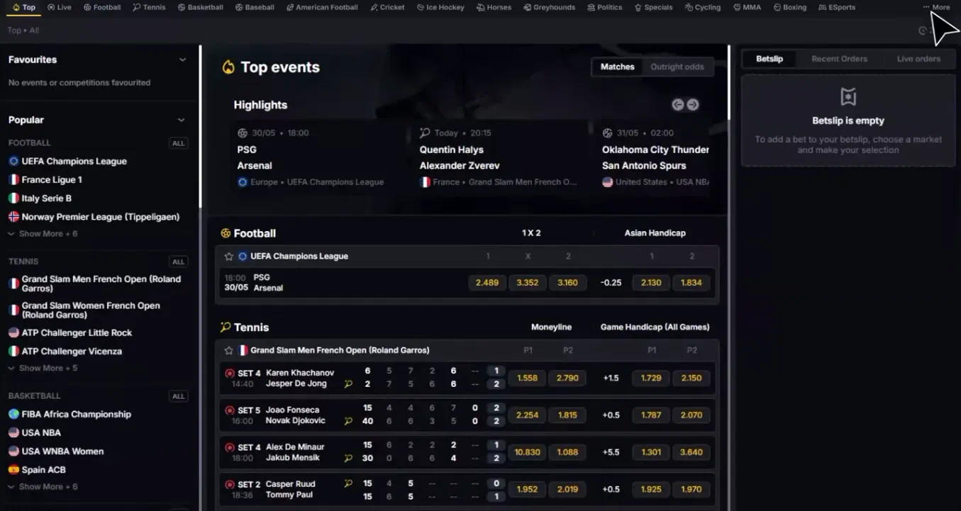 Sportmarket Betting Platform home view: sports tabs along the top, favourites and popular competitions on the left, top events with football and tennis odds in the centre and an empty betslip on the right.